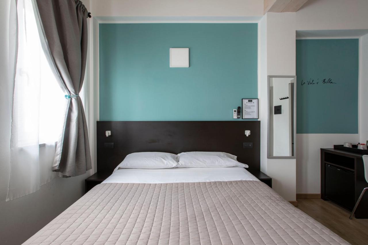 Il B&B Di Piazza Motta Albese Con Cassano Εξωτερικό φωτογραφία